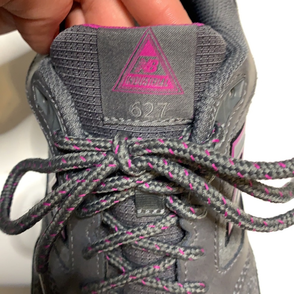 New Balance Women’s Steel Toe Industrial Work Shoe 627V2 Sz 7.5 - Picture 9 of 10